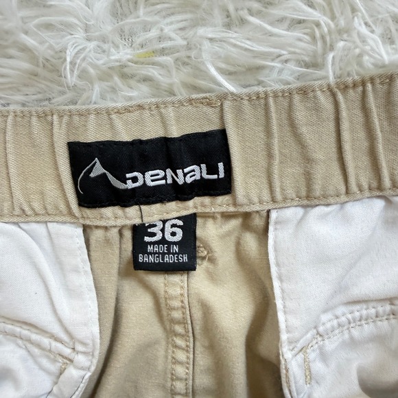 Denali Mens Khaki Cargo Shorts Size 36 Tan Cotton Blend Casual Outdoor Gorpcore - Picture 5 of 13